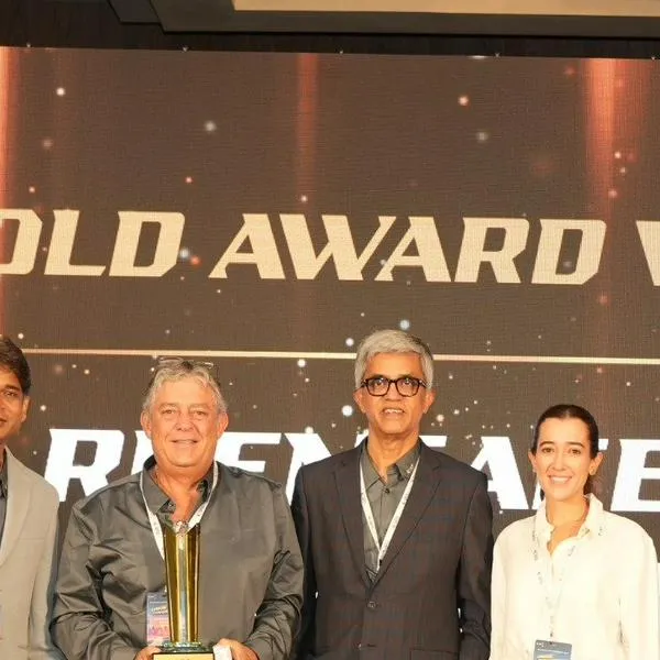 La empresa pereirana Reencafé recibe el Premio CEAT de Oro