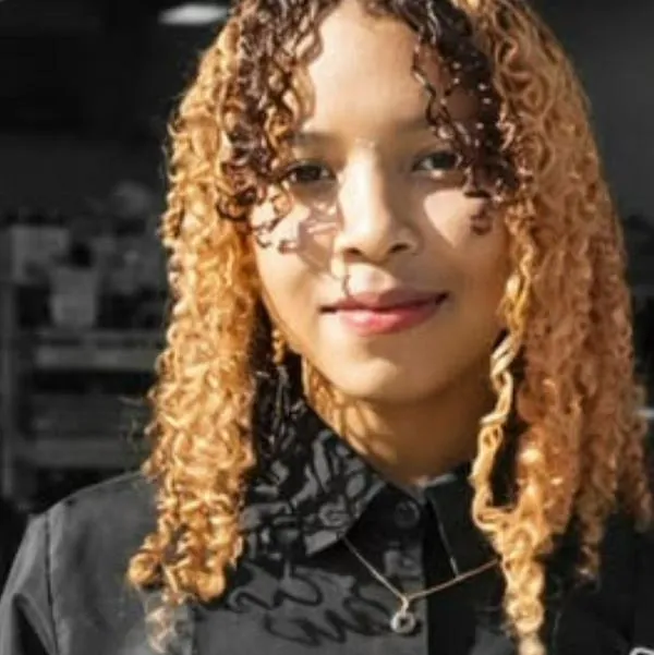 Asesinaron a tiros a estudiante del Sena; era adolescente y quería ser cantante