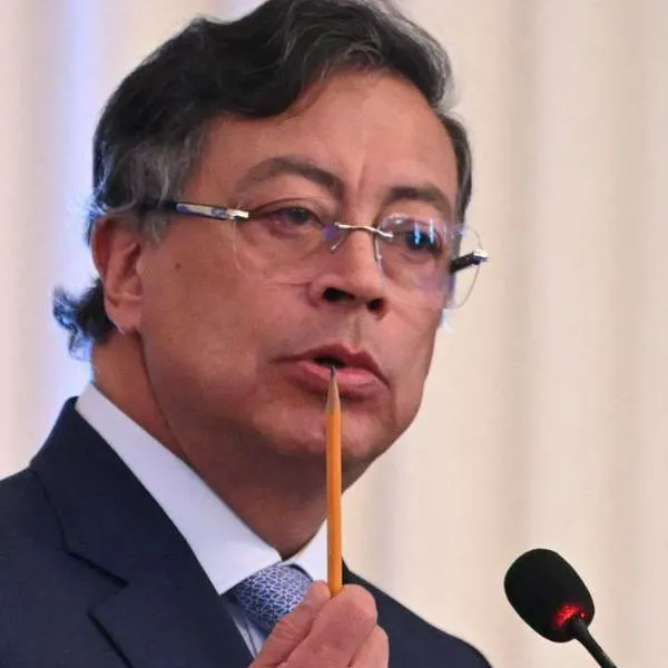 Gustavo Petro viajará a Estados Unidos un día antes de elecciones en Colombia