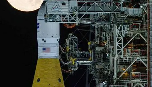 La NASA anuncia otro viaje a la Luna en 2027, pese a que Artemis 2 no ha podido despegar 