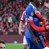 Tarjeta roja al racismo: Benfica suspendió a cinco hinchas por ataques contra Vinícius Júnior