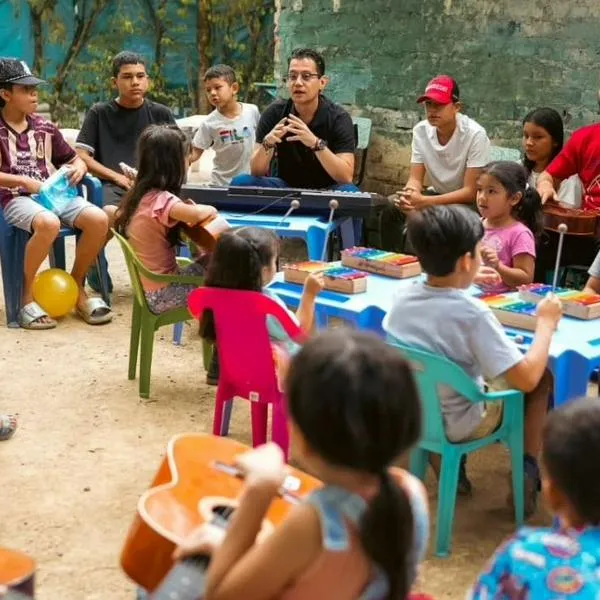  Alcaldía de Ibagué abre inscripciones para cursos de arte gratis.