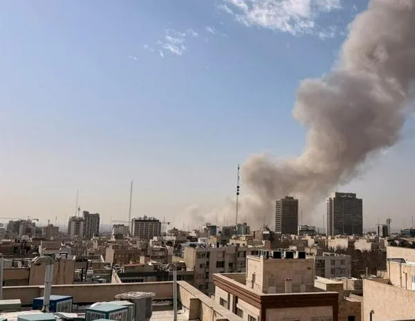 En directo: Trump confirma ataque de EE. UU. e Israel contra Irán