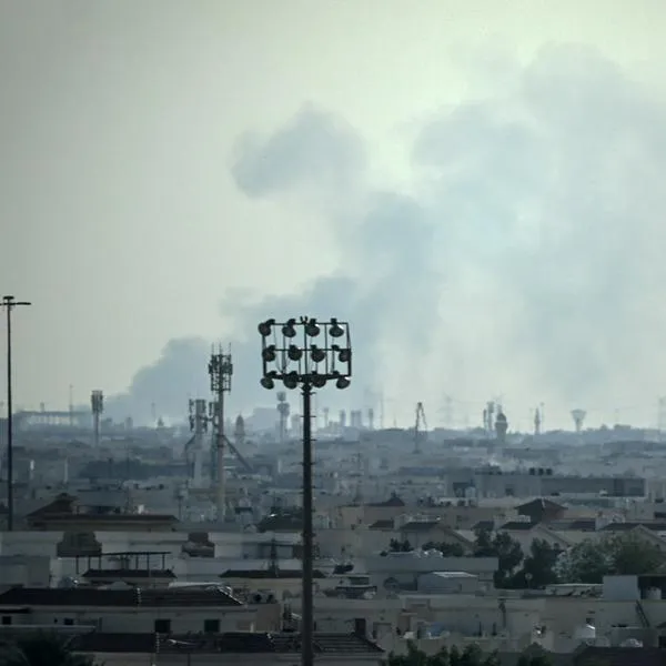 Misiles iraníes golpean varias capitales del Golfo tras el ataque de EEUU e Israel