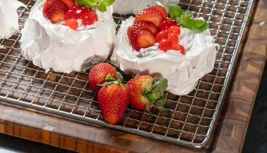 Receta para hacer el clásico merengón inspirado en la pavlova
