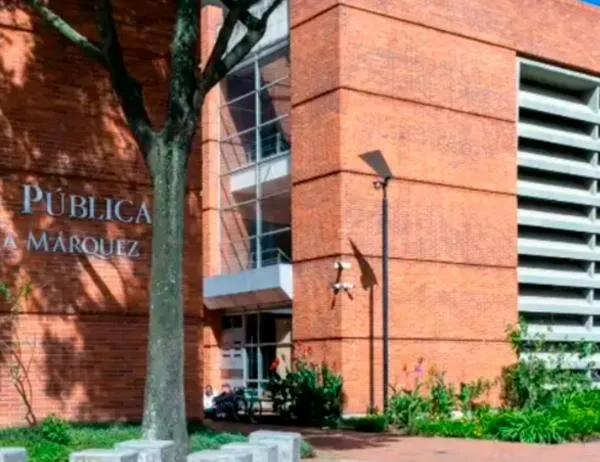 Siete mujeres llevan a escena una experiencia poética que une cuerpo, memoria y resistencia ¡No te la pierdas este domingo 1 de marzo!  