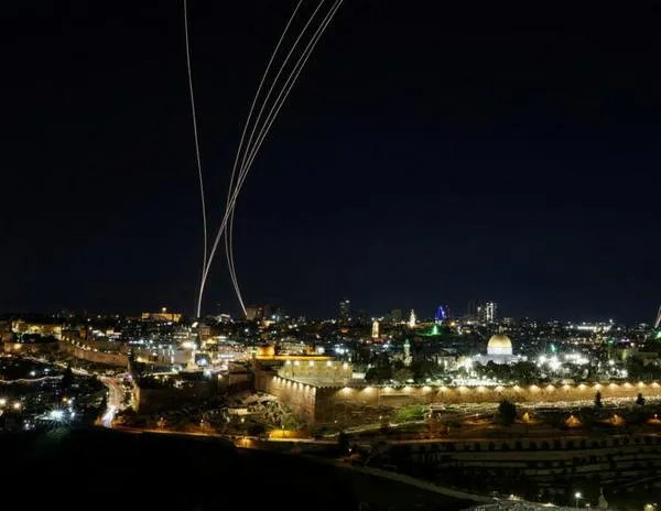 La escalada en Irán se extiende: países de Occidente y la milicia libanesa Hezbolá se implican en el conflicto