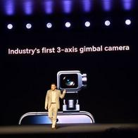 Robot Phone: Honor presentó el primer smartphone con un robot integrado junto a un humanoide