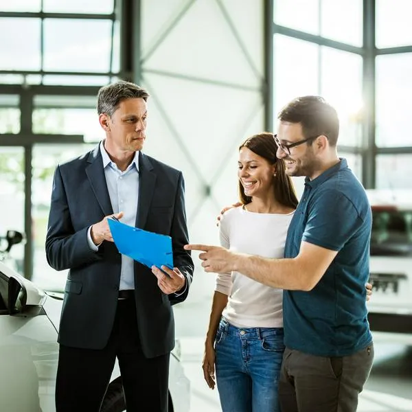 DIAN explica cómo es la deducción de impuesto de renta para carros eléctricos