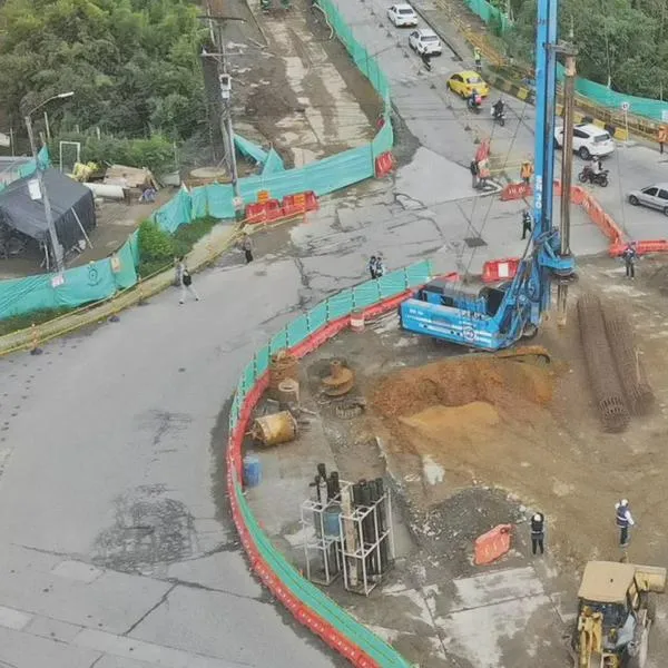 Intercambiador vial, tras terminar los pilotes iniciarán las excavaciones profundas