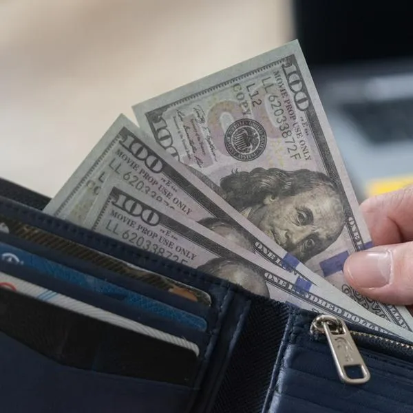 Dólar subió y mantiene tendencia al alza: conflicto entre Israel e Irán afecta