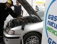 Perú declara emergencia de suministro de gas natural luego de incendio en un ducto