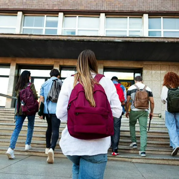 Por qué la caída de nacimientos en Colombia en 2026 amenaza a las universidades