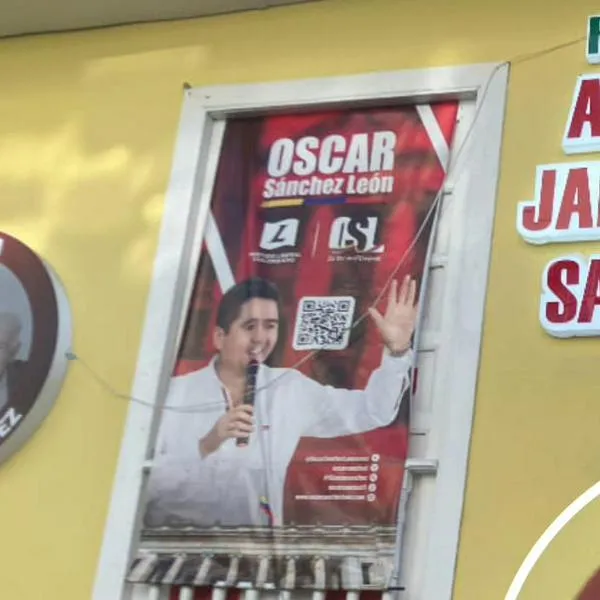 ¿Homenaje desinteresado? Pusieron monumento del papá del MinSalud en hospital al que le han dado jugosos contratos