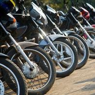 Conductor denunció que le robaron moto de los patios y apareció cerca de Bogotá