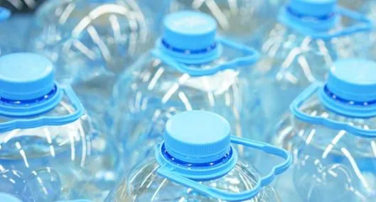 Invima lanzó alerta sanitaria a marca de agua del país, Agua Fresh Life