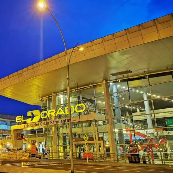 Centro comercial vecino de El Dorado les resolverá problema frecuente a viajeros