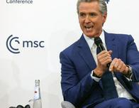 Una veintena de estados de EEUU anuncian una demanda contra el nuevo arancel de Trump