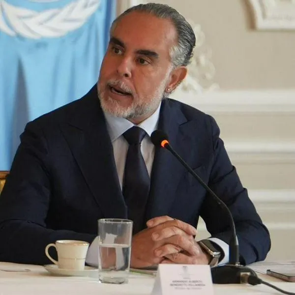 Armando Benedetti admitió que militares tendrían bloqueos en puestos de votación