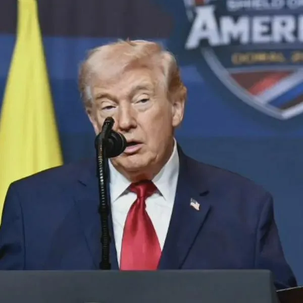 Trump dice a presidentes latinoamericanos: "No voy a aprender su maldito idioma"