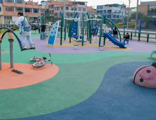 Obras de mantenimiento y mejoramiento en los parques La Esperanza y Palestina en Bosa 