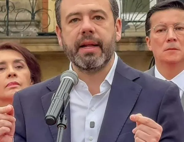 Que hoy sea un día de democracia y de paz: alcalde Carlos Fernando Galán 