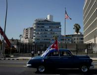 Trump apunta ahora contra Cuba: "Está en sus últimos momentos de vida tal como es”