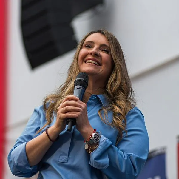 Paloma Valencia derrotó a Gustavo Petro e Iván Cepeda, y asusta a De la Espriella