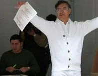 El partido de Petro sale reforzado de las legislativas con su triunfo en el Senado; el uribismo se recupera