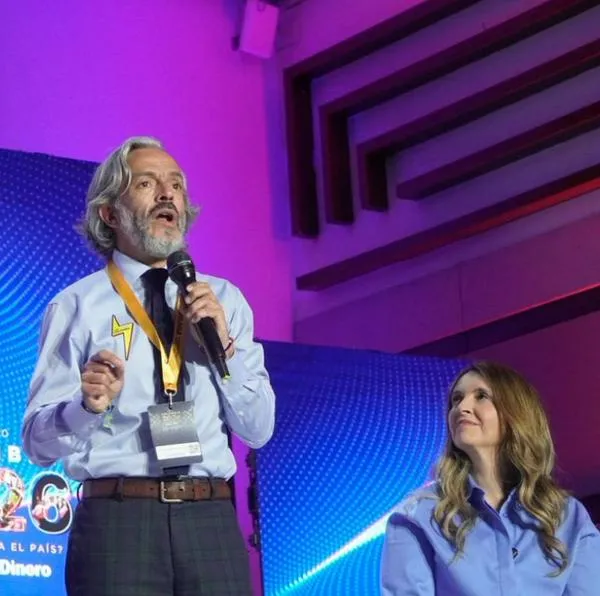 ¿Alcalde de Bogotá o vicepresidente? Así respondió Juan D. Oviedo sobre qué hará finalmente con las votaciones que obtuvo. 