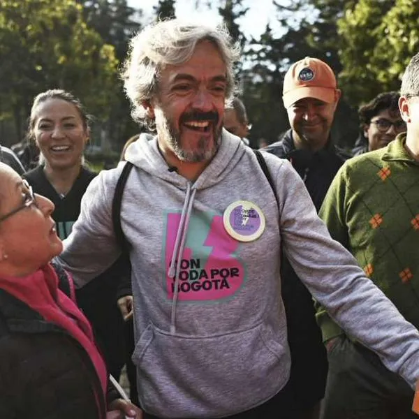 Cuánto dinero recibió Juan Daniel Oviedo por votos que sacó en consulta de marzo