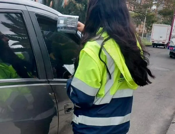 ¿Cómo usar las Zonas de Parqueo Pago de Bogotá este 2026? 