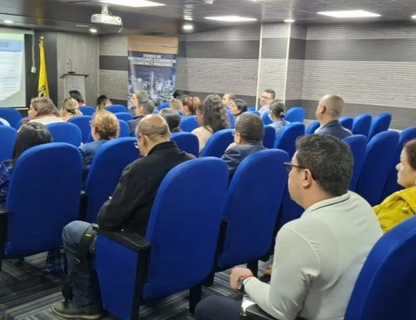 Primer Diálogo Ciudadano 2026 del FONCEP inició con capacitación en PASIVOCOL 6.0 
