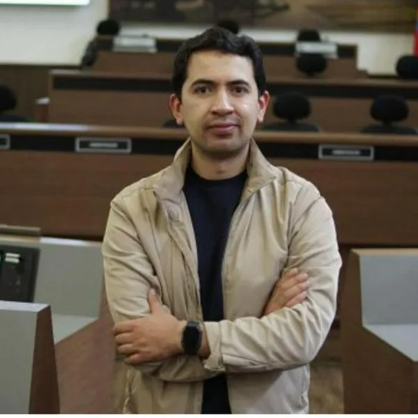 Cuánto dinero recibió Daniel Briceño por votos en elecciones: fue el más votado