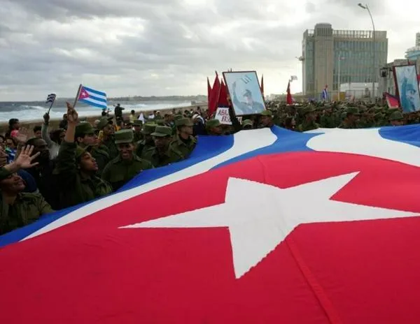 ¿Qué se sabe del acuerdo económico que Trump planea para Cuba sin cambiar al régimen, según 'USA Today'?