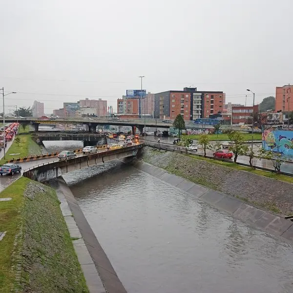 Por qué se inunda Bogotá: Acueducto explicó que está pasando con lluvias