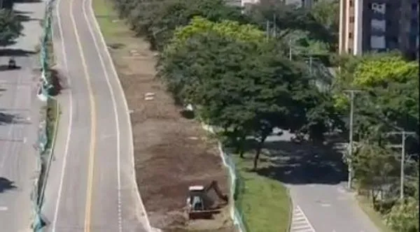 Avenida Bicentenario está lista, pero aún no es transitable: Rutas del Valle explica