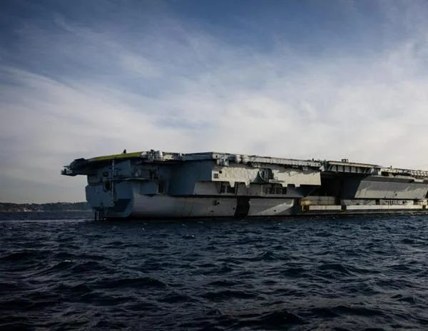 Milicia proiraní en Irak amenaza con atacar intereses franceses en la región