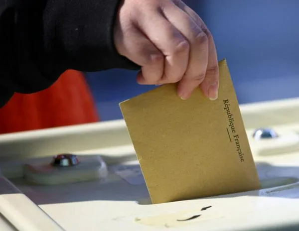 Elecciones municipales en Francia: la participación alcanza el 19,37%; partidos a prueba de cara a las presidenciales