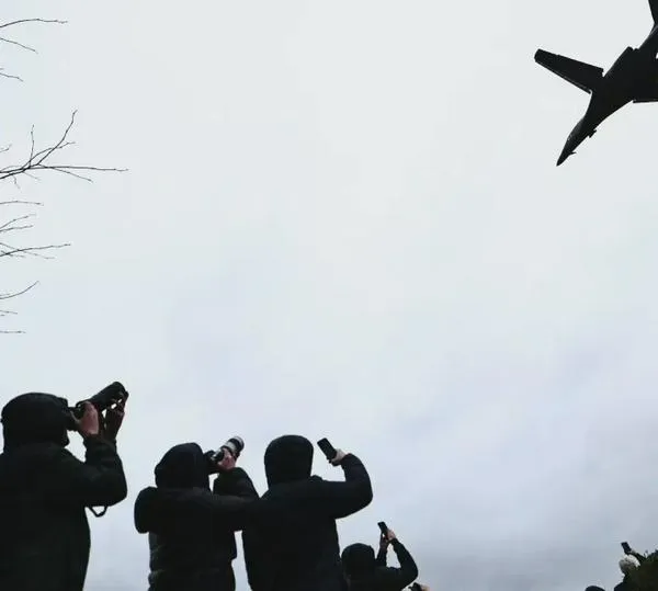 Medios estadounidenses bajo advertencia oficial por "noticias falsas" de guerra en Irán