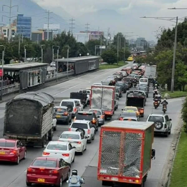Autopista Norte tendrá cierre sobre calle 97 por obras en puente peatonal