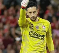 "Camilo Vargas ayudó bastante en el empate de Atlas con Toluca; llegará bien a Selección Colombia"