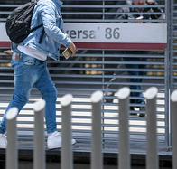 Abiertas a los colados: faltan 1.690 puertas en estaciones de Transmilenio 