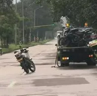 Grave calle 127, Bogotá: choque entre camión y moto dejó un muerto