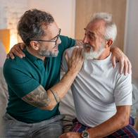 A qué familiares deben responder hijos legalmente además de padres en Colombia