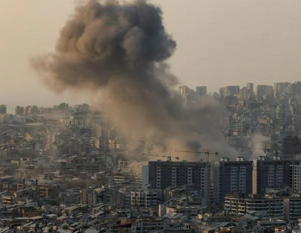 Israel afirma que mató al ministro de Inteligencia iraní, Esmail Khatib y ataca el centro de Beirut