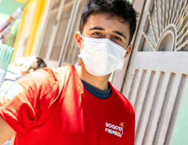 Más de 30 voluntarios y 22 familias se unieron para transformar fachadas en Suba 