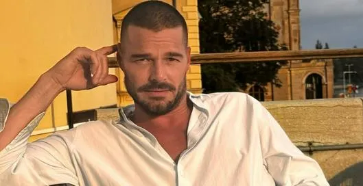 Exreina Kelly Reales reveló que su novio le fue infiel con Ricky Martin 