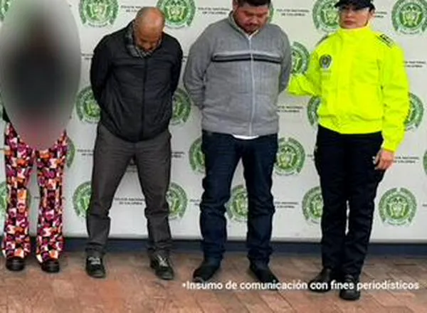 Red de tráfico de migrantes chinos operaba con agentes de Migración Colombia en El Dorado