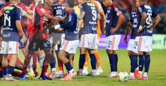 ¿Le podrían quitar los 3 puntos al Medellín por lo ocurrido con hinchas de Junior en el Atanasio?